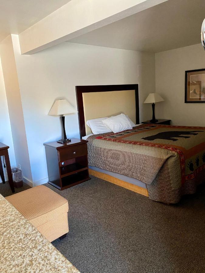 Holiday Lodge Cody Εξωτερικό φωτογραφία