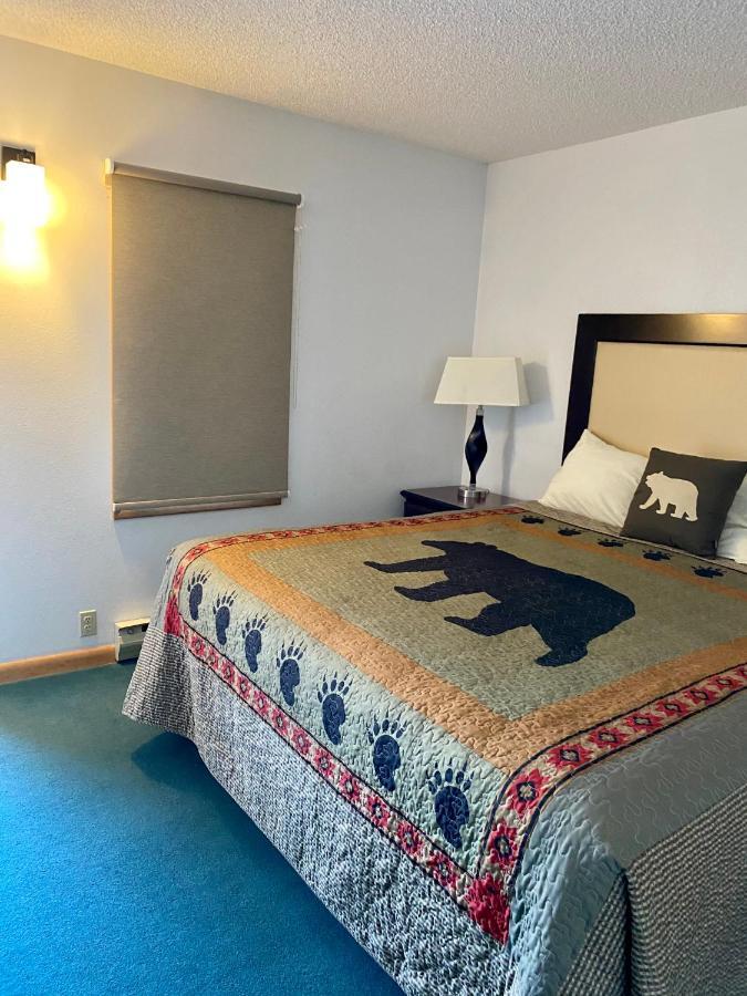 Holiday Lodge Cody Εξωτερικό φωτογραφία