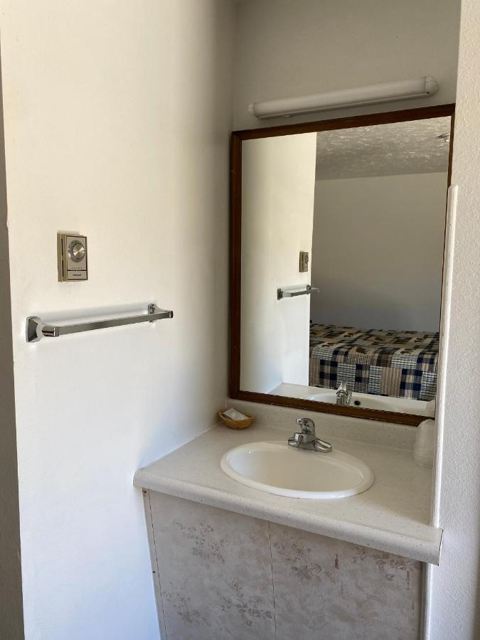 Holiday Lodge Cody Εξωτερικό φωτογραφία