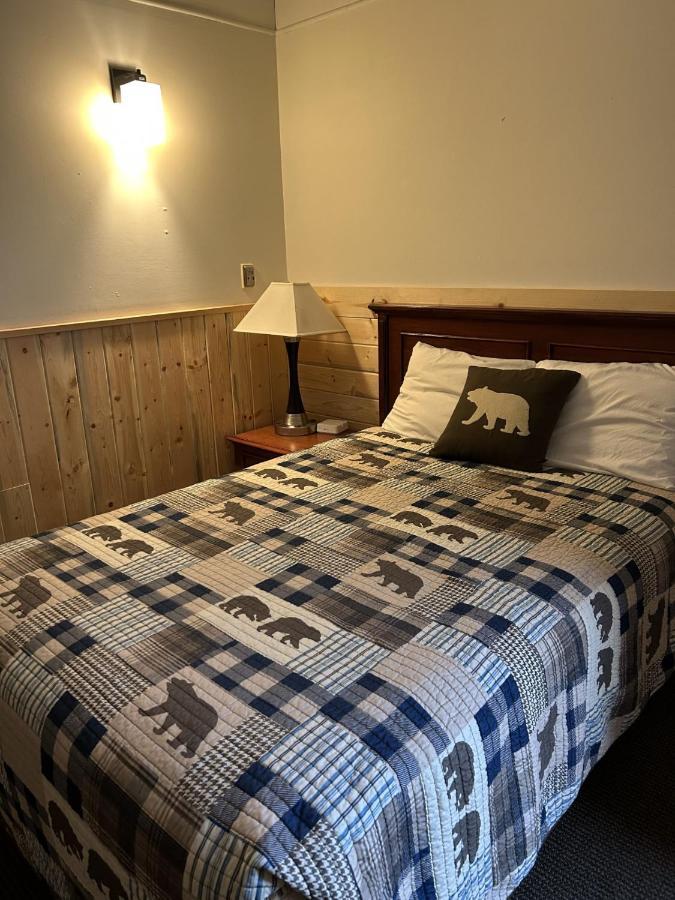 Holiday Lodge Cody Εξωτερικό φωτογραφία